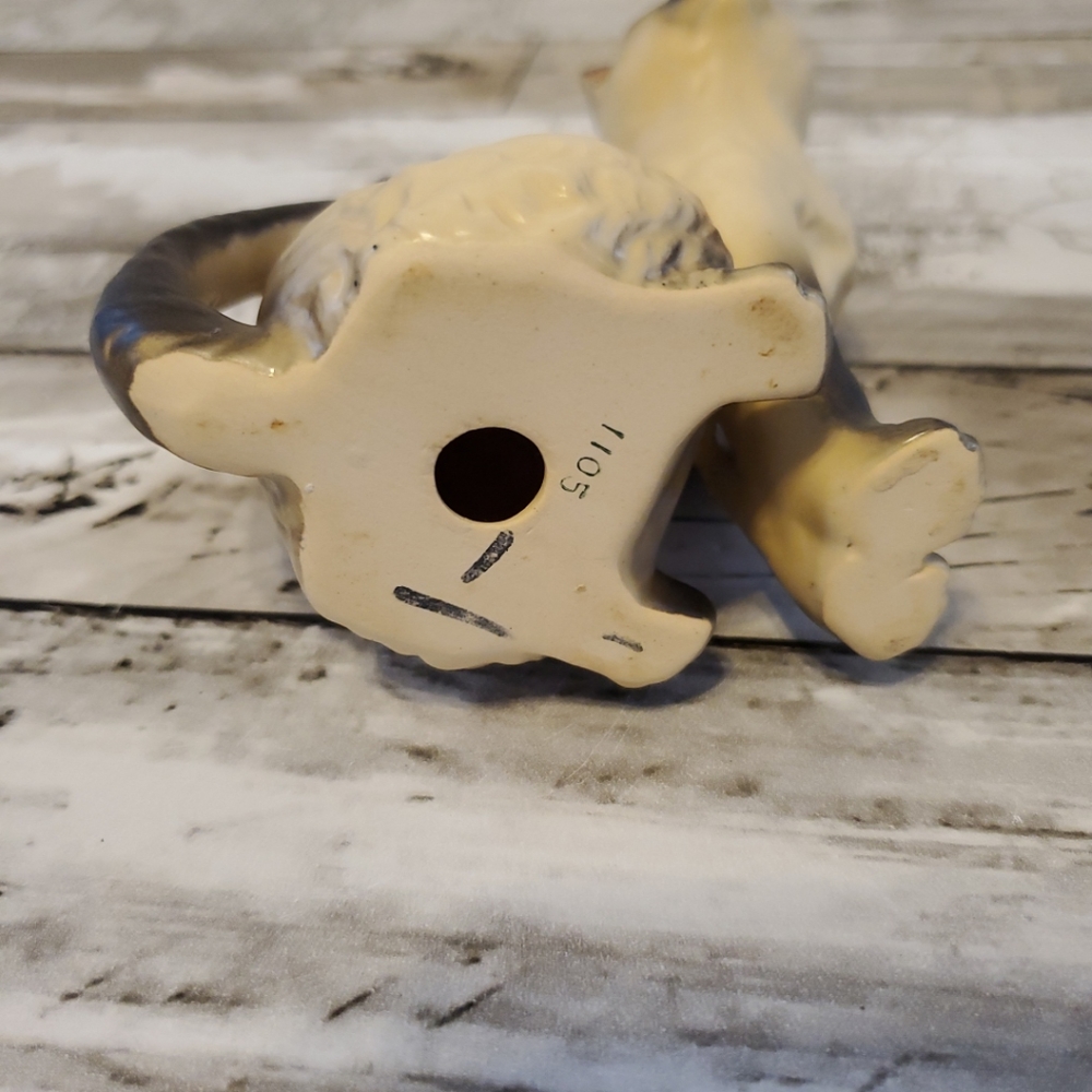Vintage Beautiful Siamese Cat Figurine #1105 - Picture 8 of 9